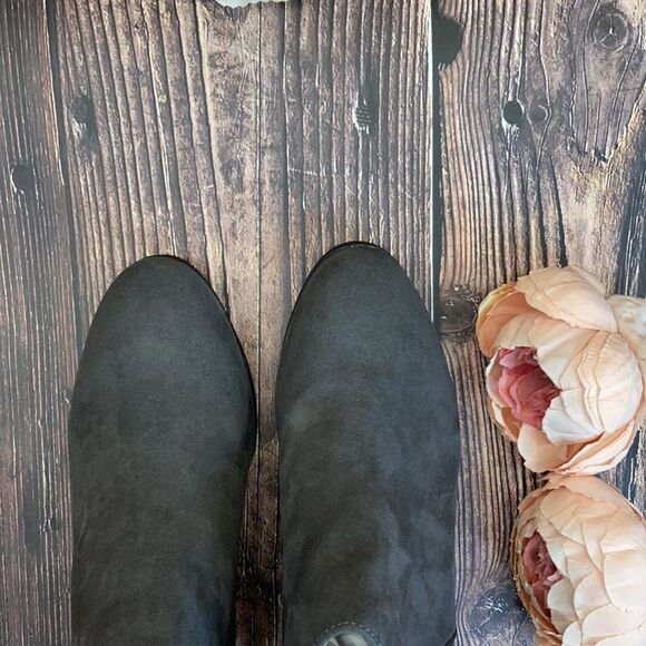 Style & Co Gray Wiley Ankle Booties - Picture 4 of 8